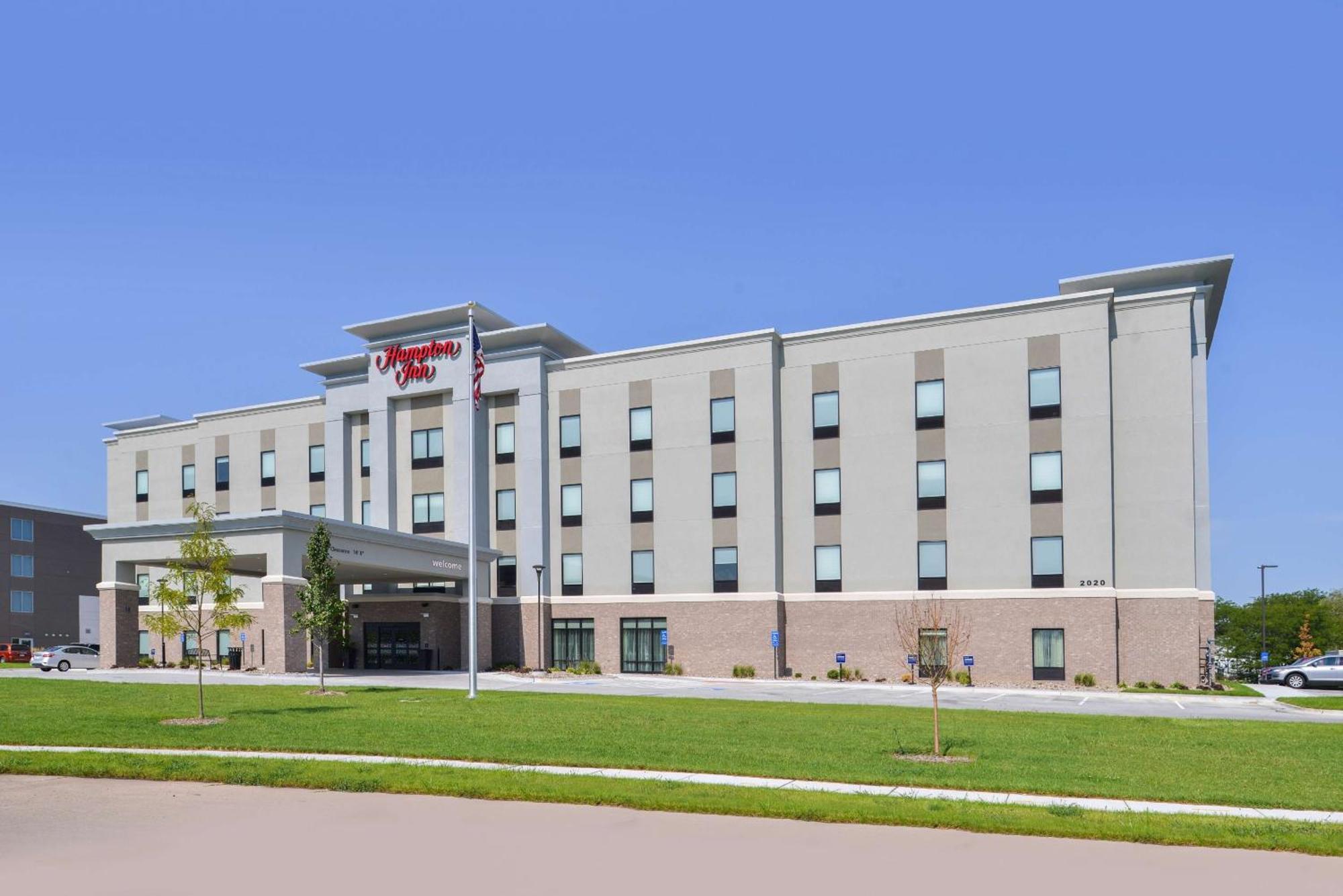 Hampton Inn By Hilton Omaha Airport, Ia Carter Lake Eksteriør bilde