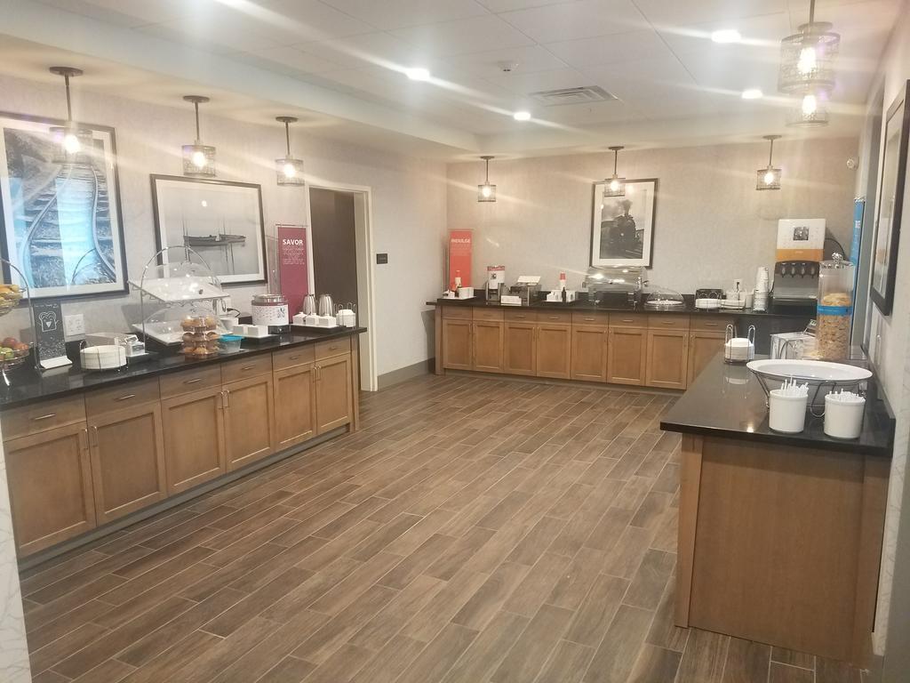 Hampton Inn By Hilton Omaha Airport, Ia Carter Lake Eksteriør bilde